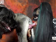 HD ArtOfZоо: Eine atemberaubende Schönheit genießt einen Hund. Riesenpenis im Zoo Sex